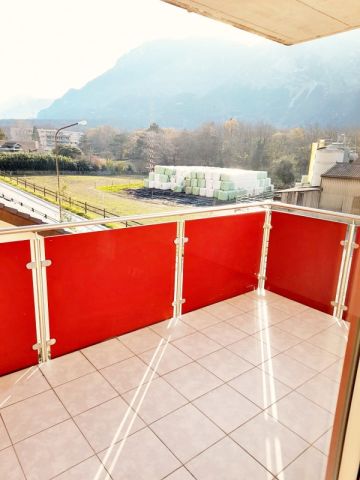 Magnifique appartement 4 pièces  / 3 Chambres / 1 balcon