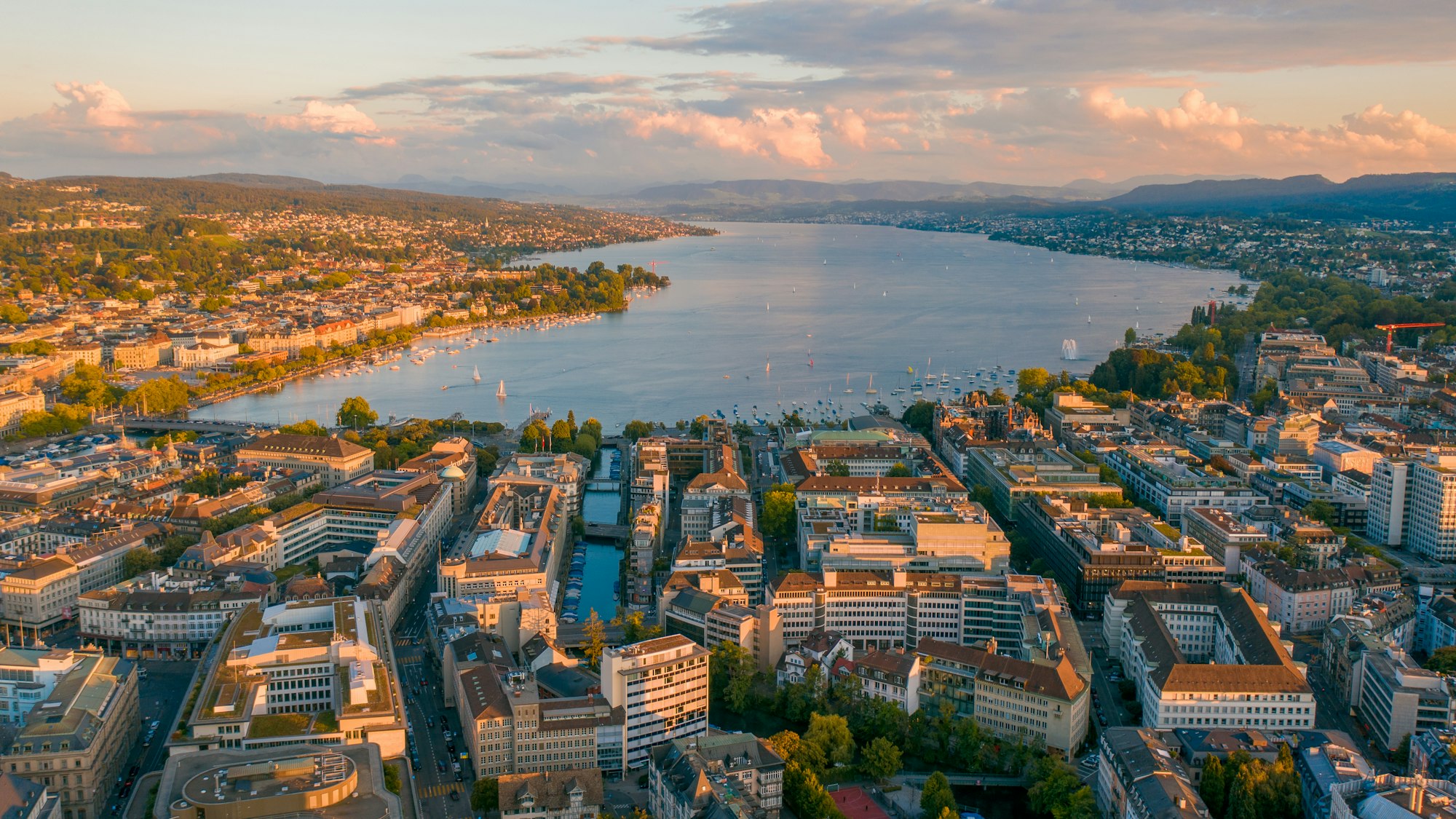 Zürich — le lac à l’heure dorée