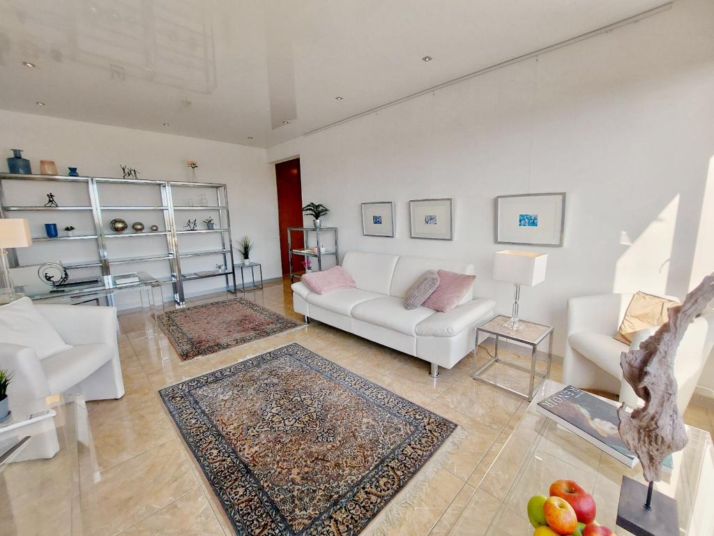 Splendide 3 pièces meublé avec balcon - 1 chambre - 1SDB
