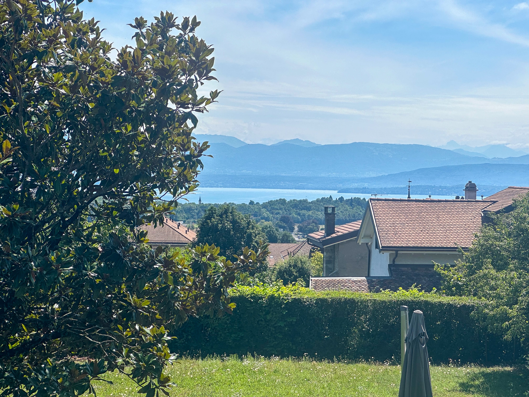 Magnifique maison de 300m2 avec vue lac - Jardin